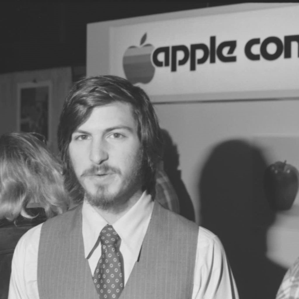 Steve Jobs at Apple-II launch.