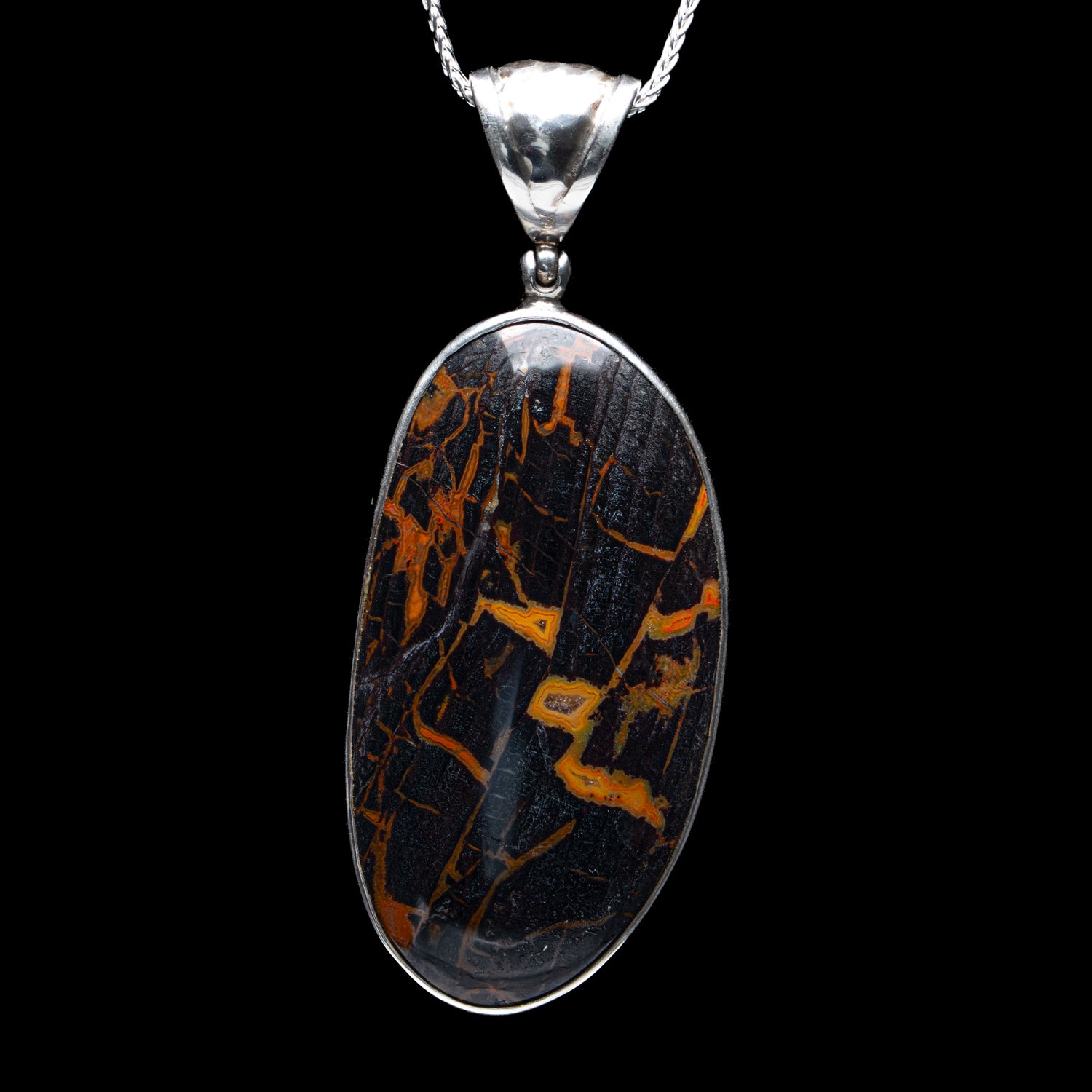 18285AFW231124-MAIN-018_1500x.