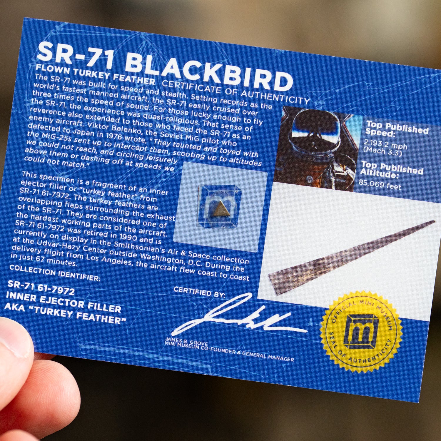 SR-71 Blackbird - Titanium Fragment - Display Card